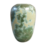 Ceramic vase iridescent decoration