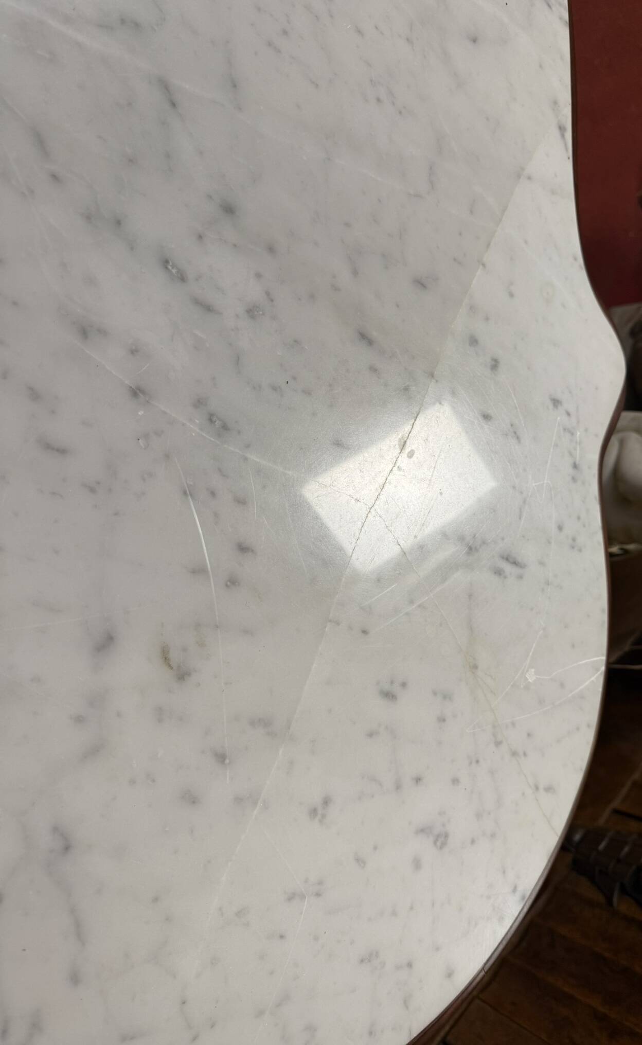 Violin-shaped pedestal table in mahogany and white marble, Napoleon III period