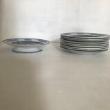 Assiettes et plat à gateaux