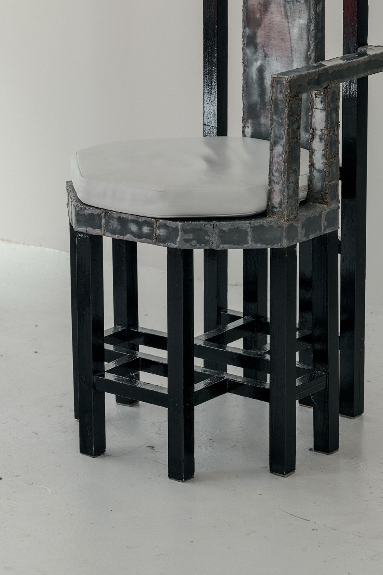 Postmodern Throne Chair in Black Lacquered Wood, Iron Sh