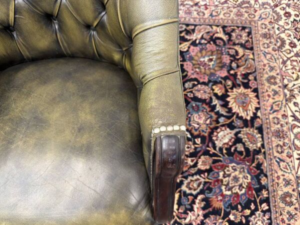 Chaise de bureau Chesterfield verte pour directeur