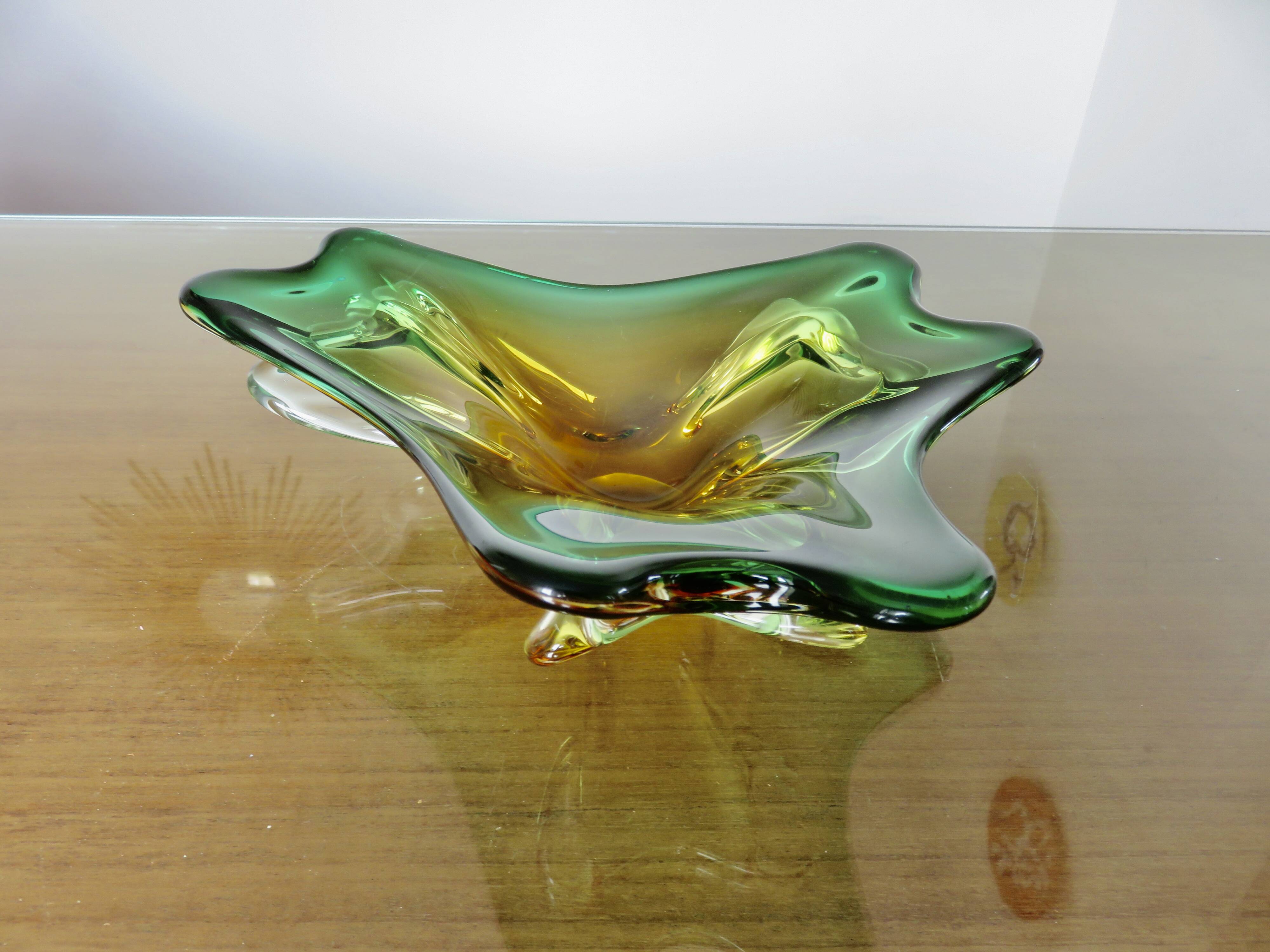 Vide poche en verre de Murano vert, ambre et transparent, années 60 70
