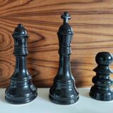 5 black and white ceramic chess pieces