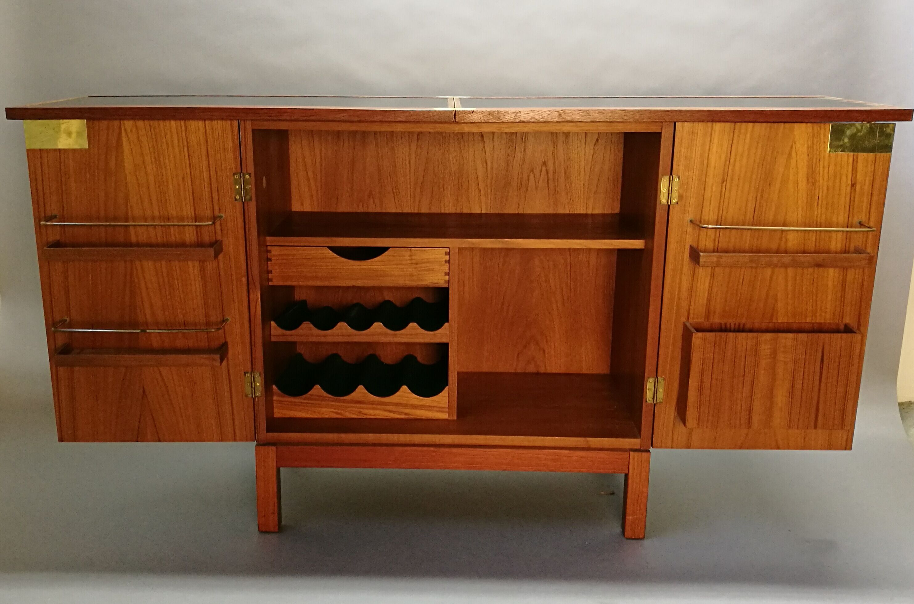 Bar cabinet teak by Torbjörn Afdal for  Brusksbo 1960s