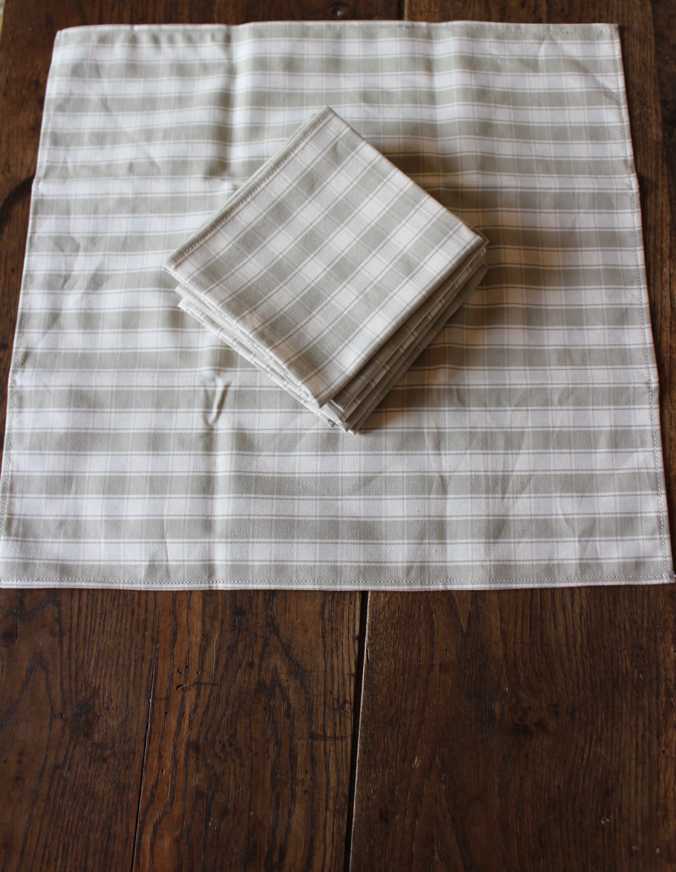 Lot 6 cotton napkins beige linen tiles