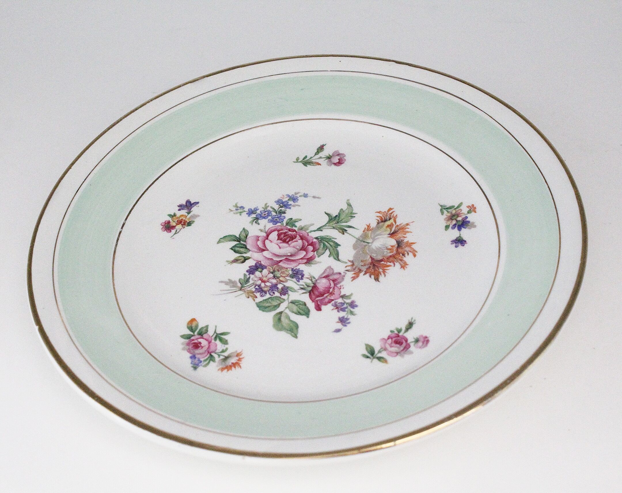 Lot of 6 vintage dessert plates the Almond