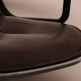 Executive office chair by Charles Pollock for Knoll - US - 1970's