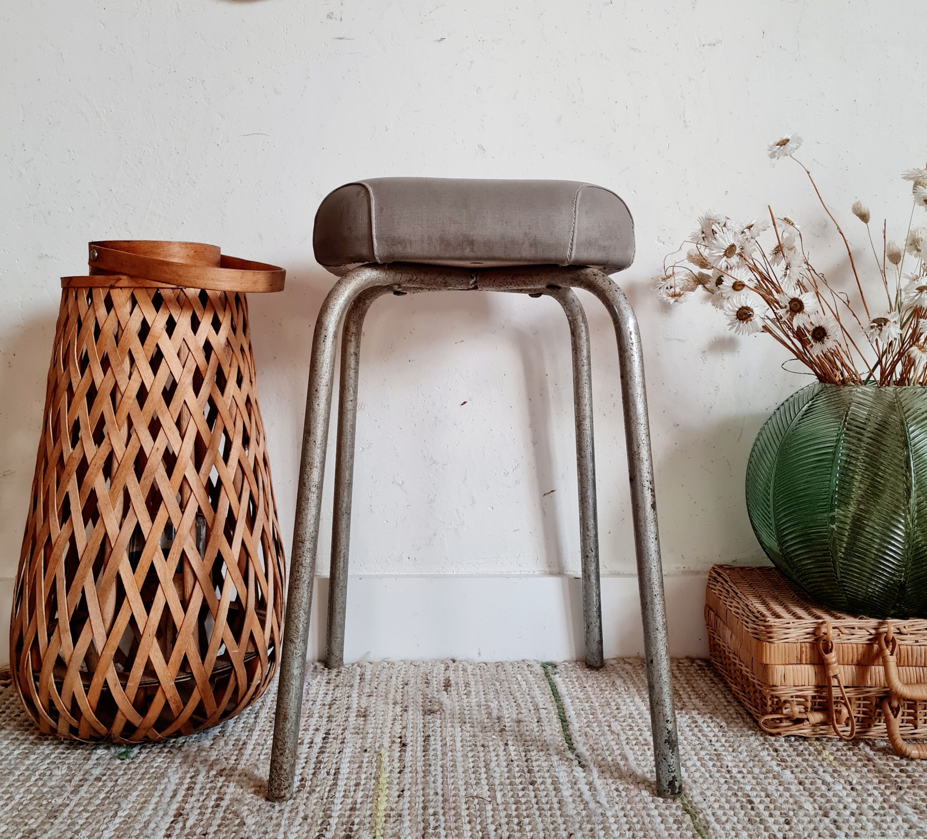 Tabouret vintage métal et skaï gris