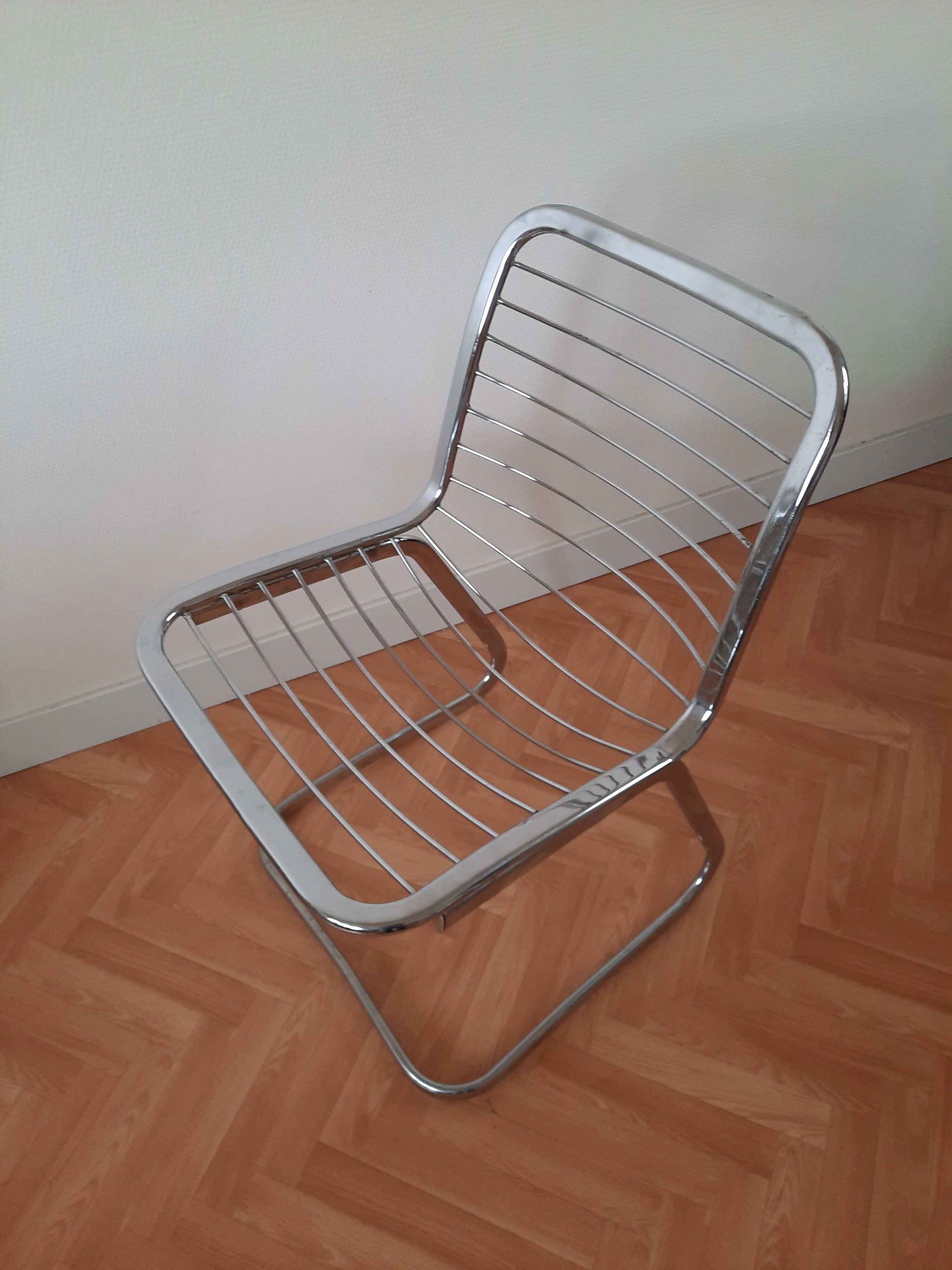 Lot of 4 Italian chairs, 70