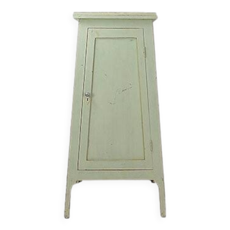 Buffet en bois patiné vert