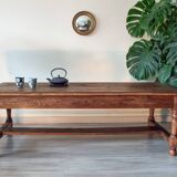 Large oak coffee table from the early 20th century