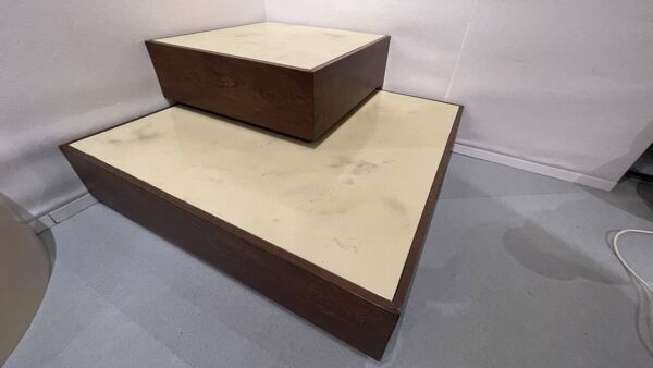 Set de 2 tables basses (tableaux) en bois de Wengé, design moderniste, 1970