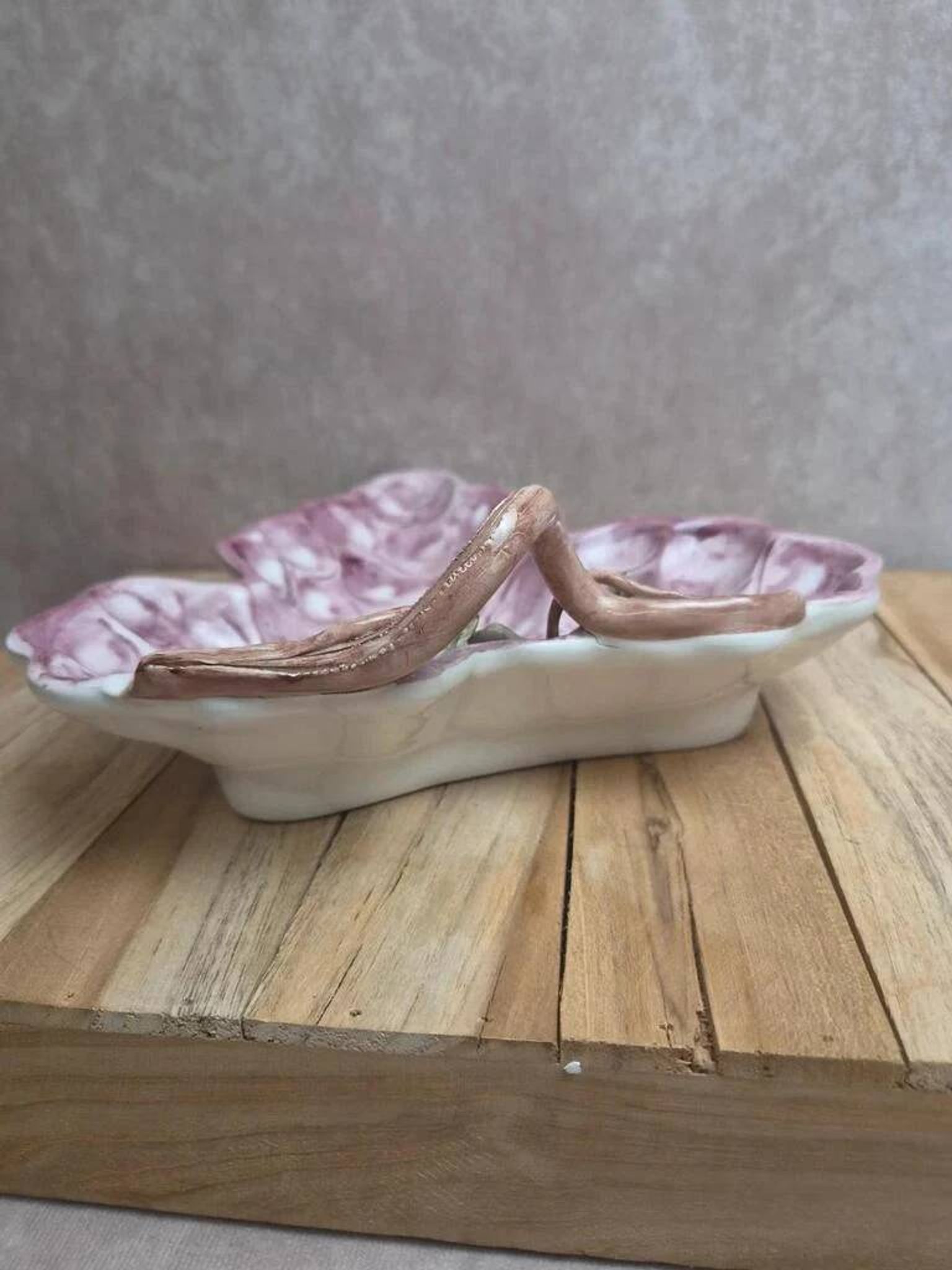 Vintage Italian barbotine grape plate – G.b.c. Made in Italy