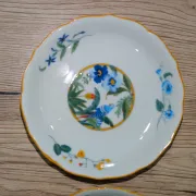 Pair of Saucer / Bowls Japanese Porcelain ARA Pier Import Decor