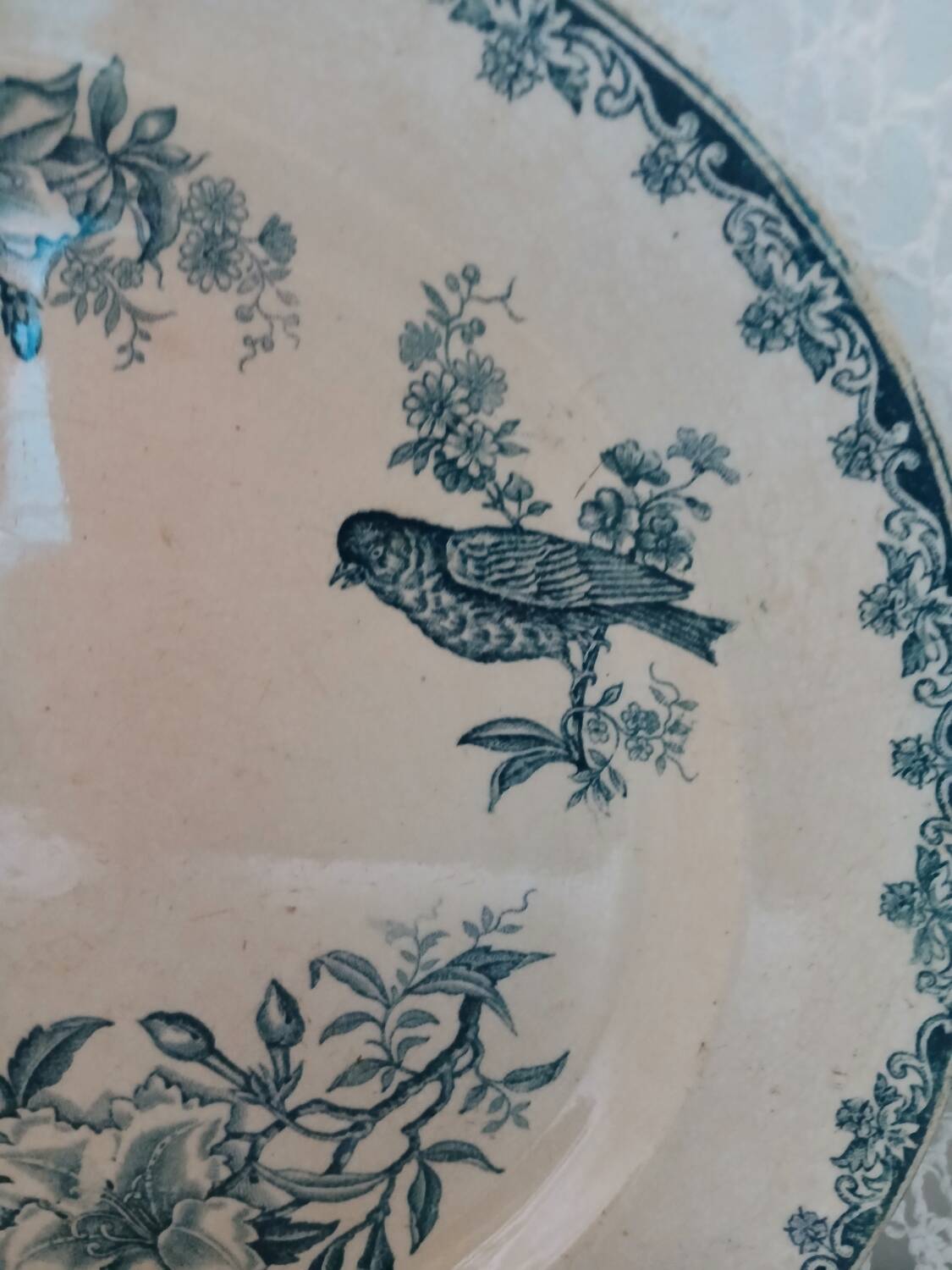 Small antique ironstone dish by Léon Graves