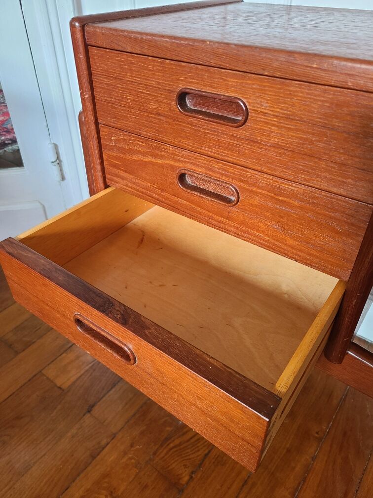 Scandinavian teak planter by Arne Wahl Iversen