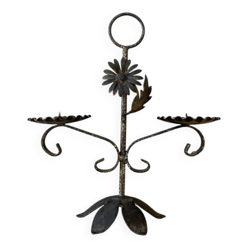 Cast iron candle holder