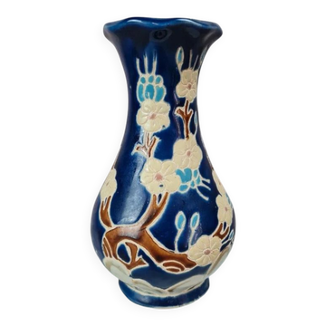 Vase ancien en faïence – décor en émail tubulaire