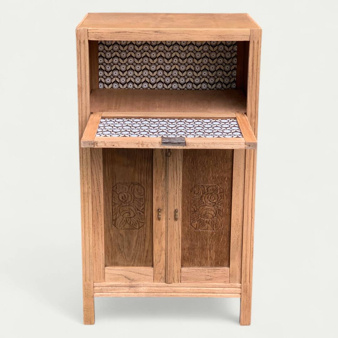 Parisian art deco sideboard in raw oak 1930