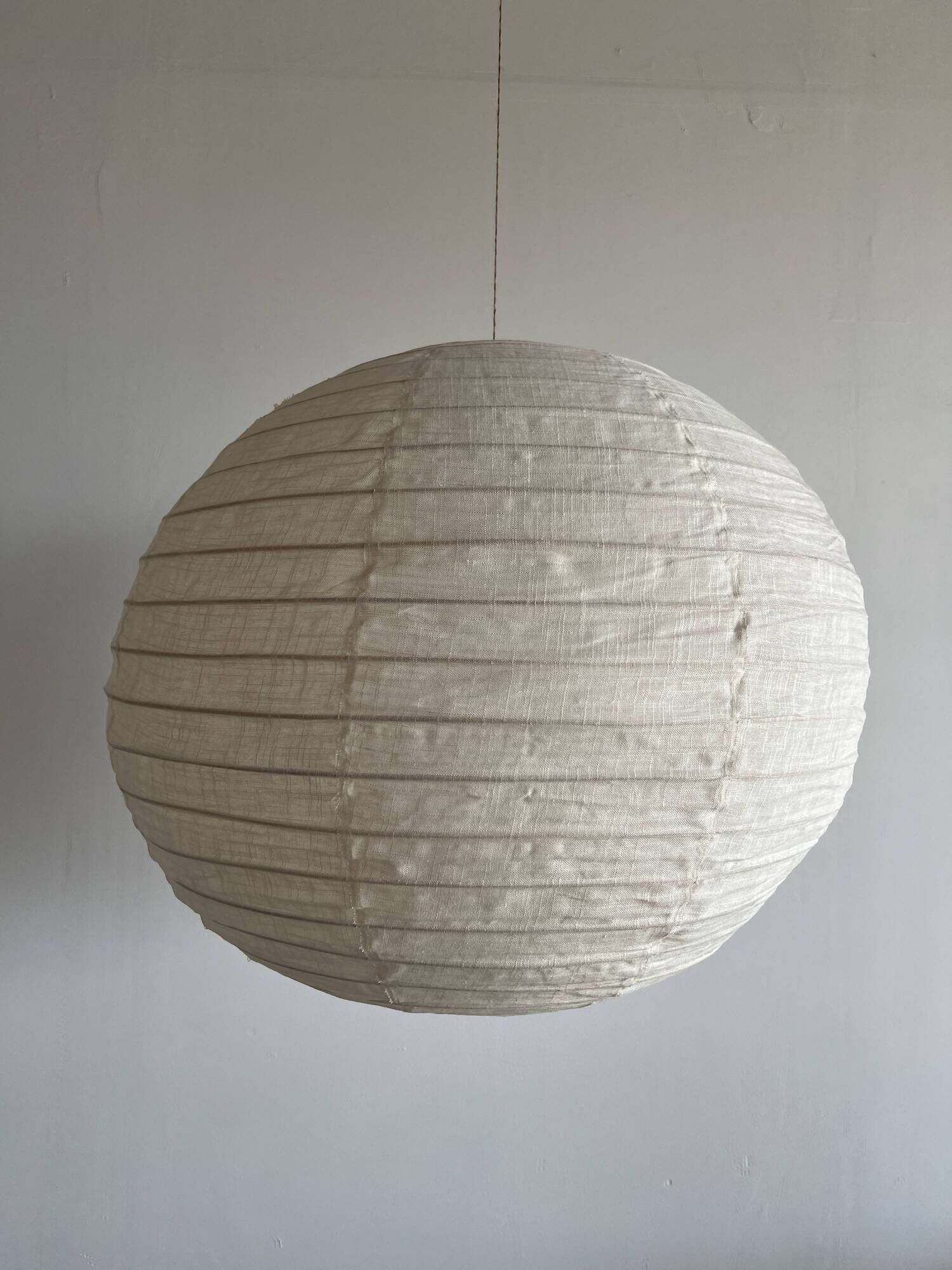 Large round suspension in rattan and natural linen, Japanese style, D:60.