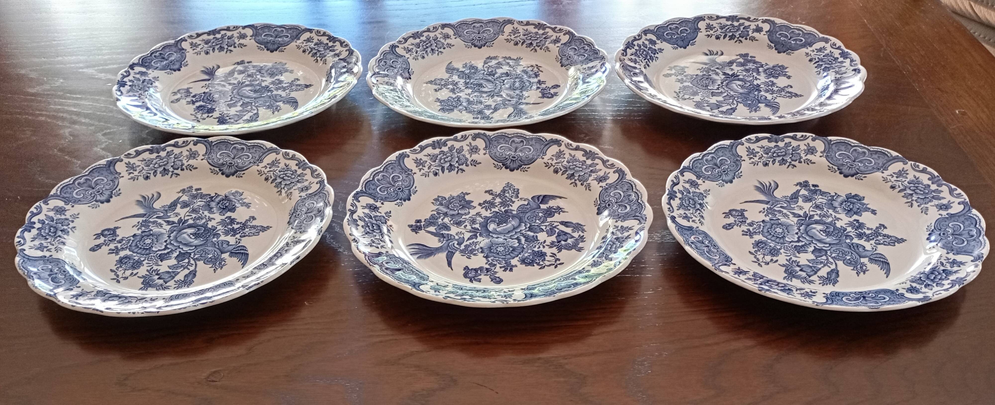 Assiettes plates anglaises Ridgway 'Windsor' bleu & blanc