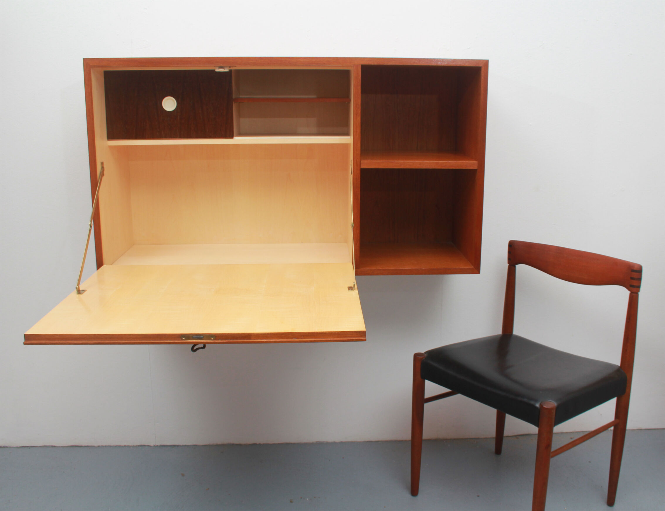 1960s floating wall secretary in teak