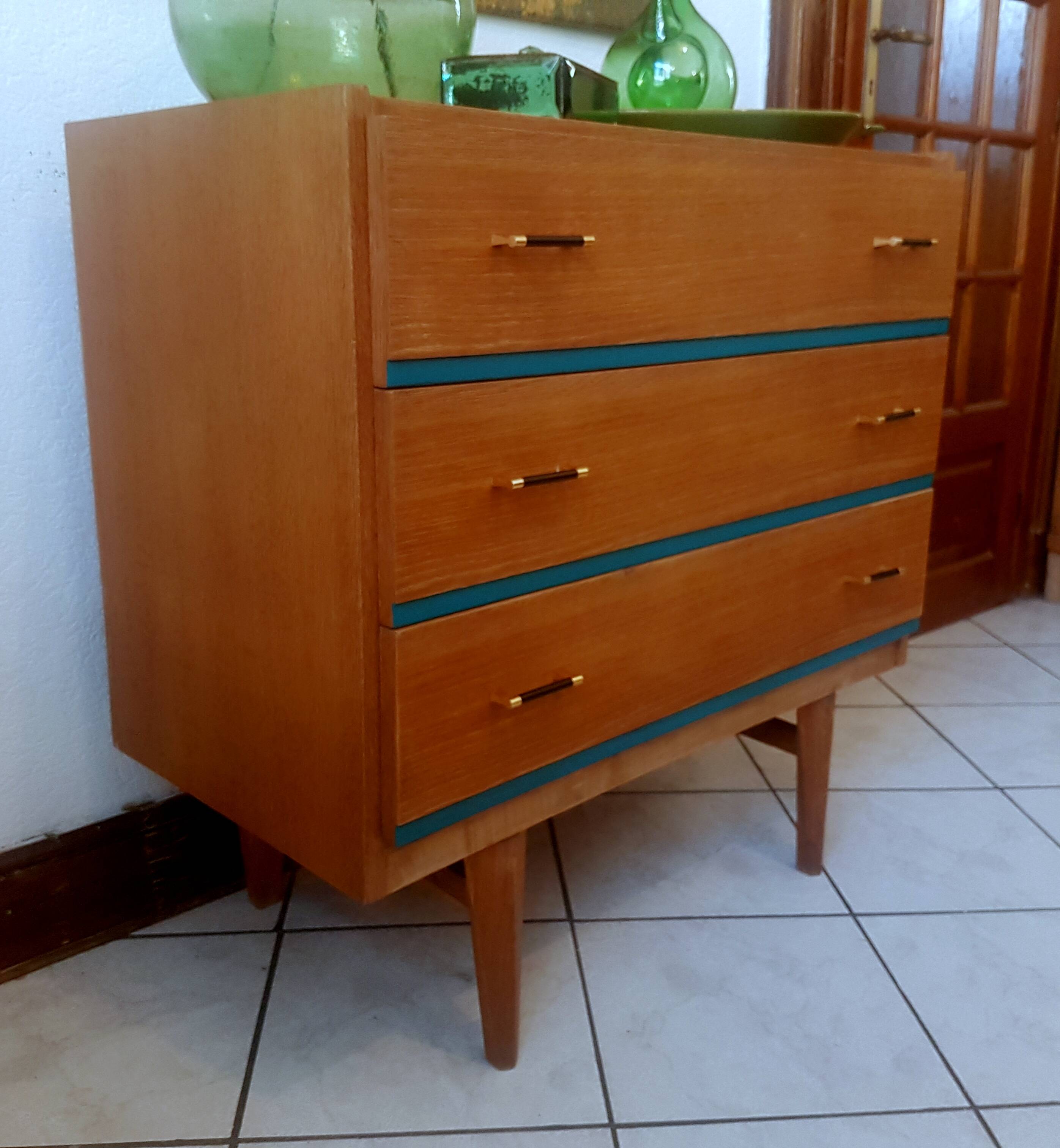 Vintage dresser