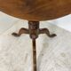 Table centrale circulaire inclinable antique George III