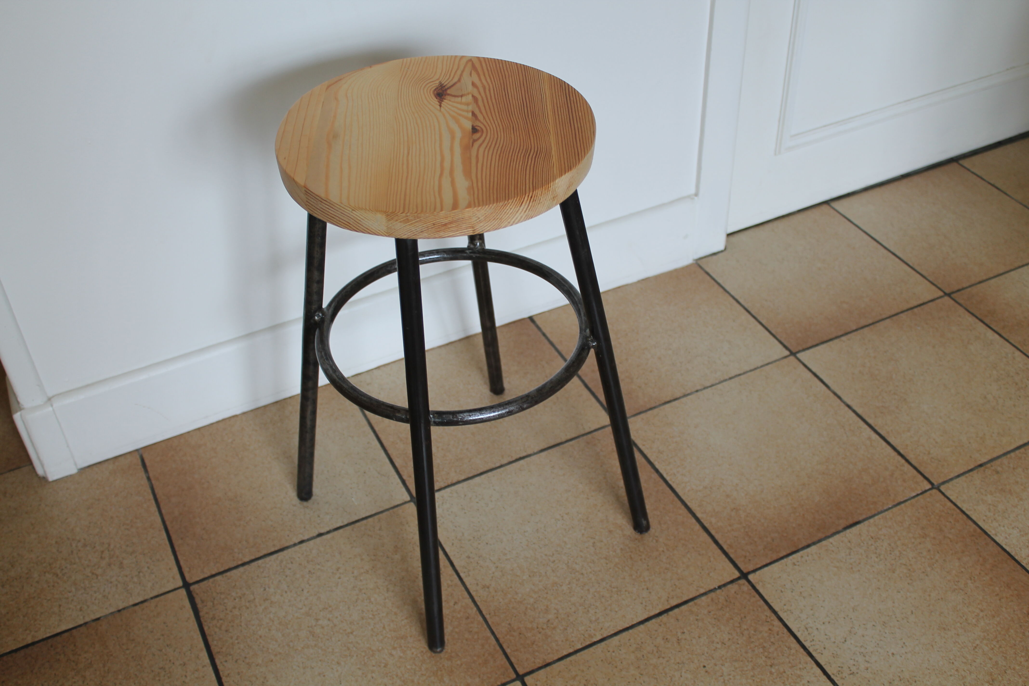 Metal stool