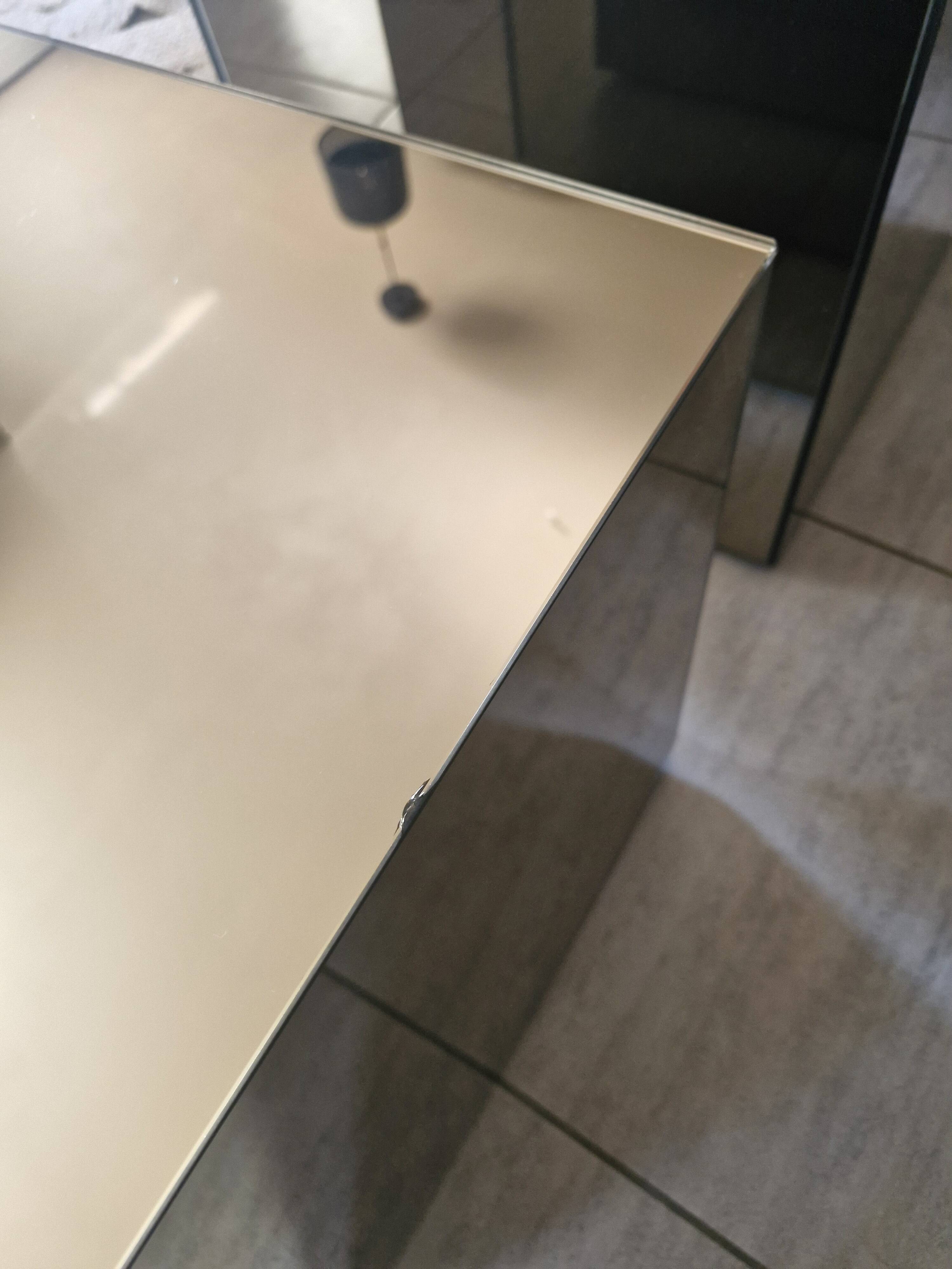 Pair of amber mirror cubes