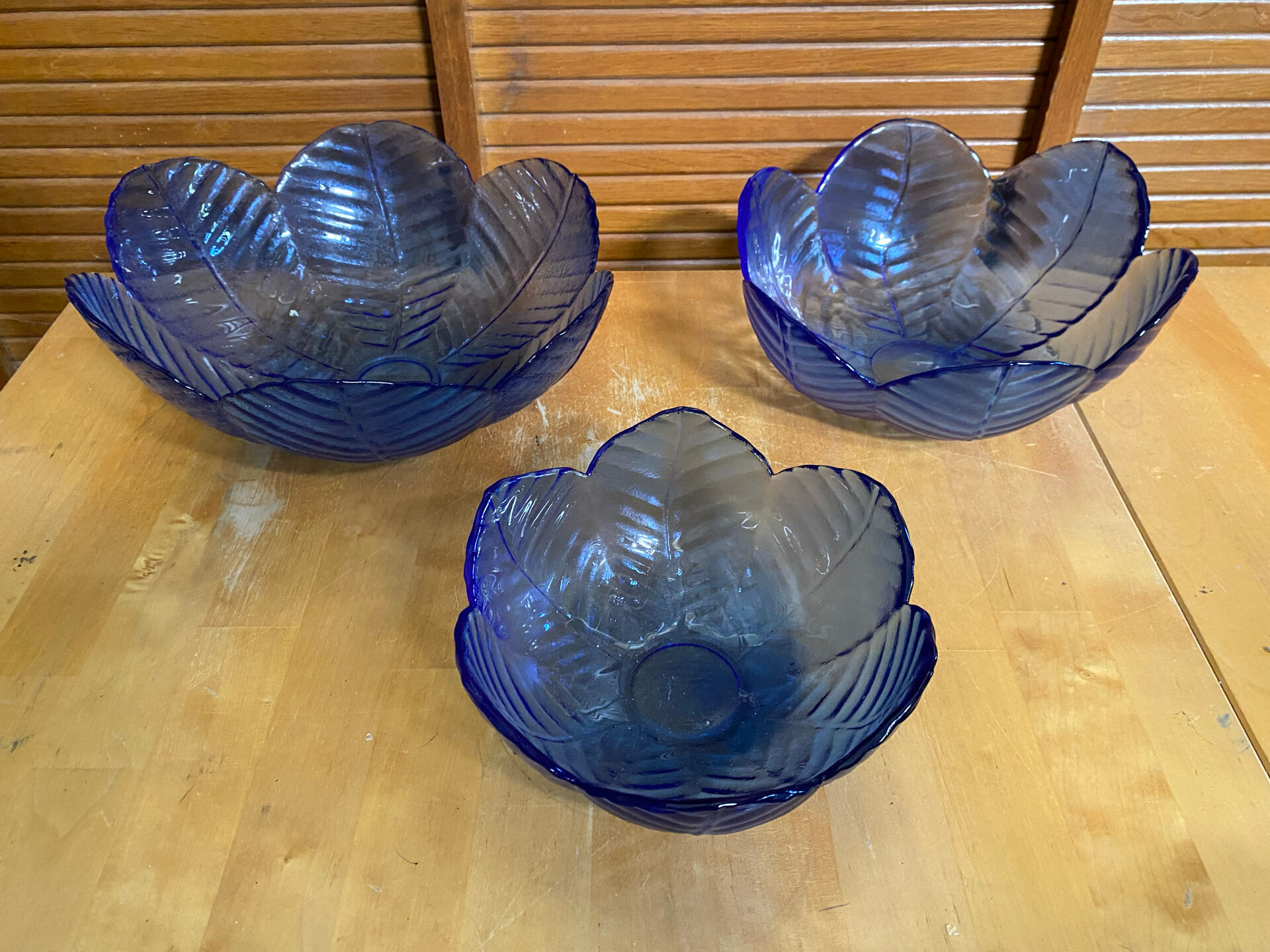 Set of 3 Cobalt Blue Moulded Glass Bowls in Flower Petal Shape Vintage