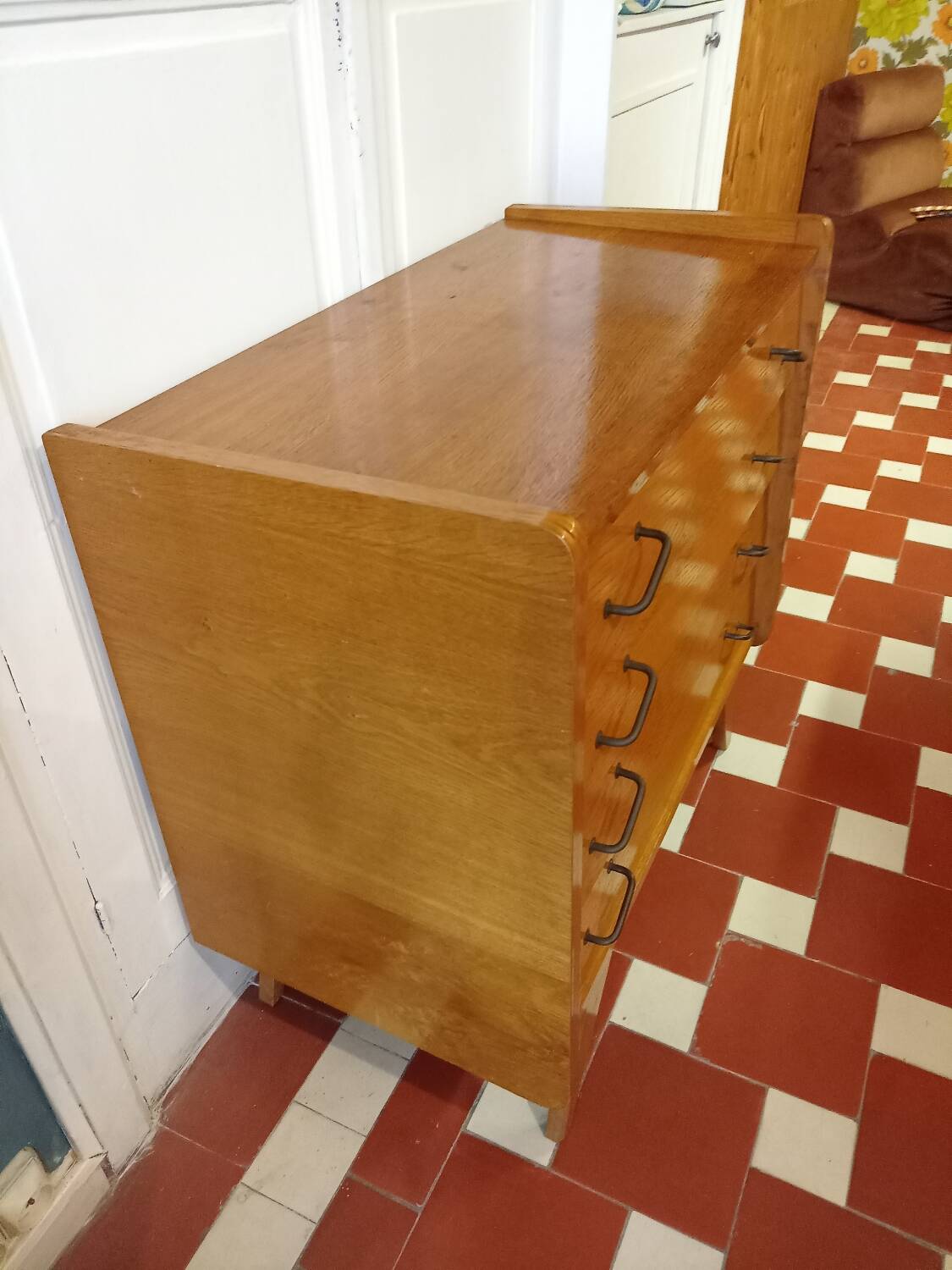 Commode vintage