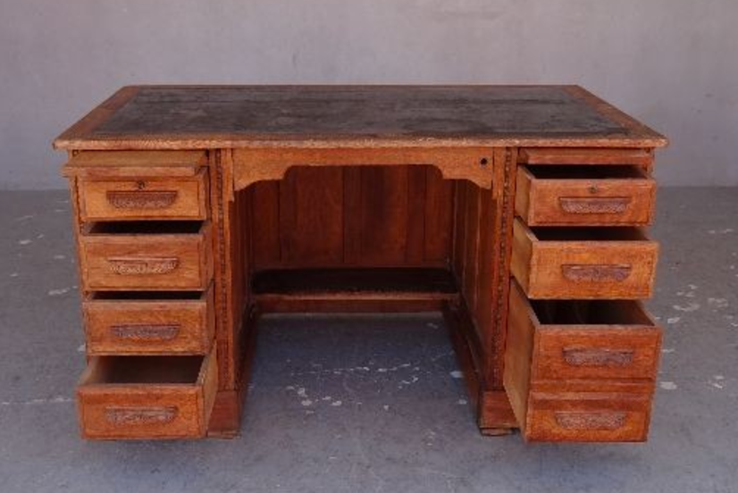 Bureau américain à caisson en chêne