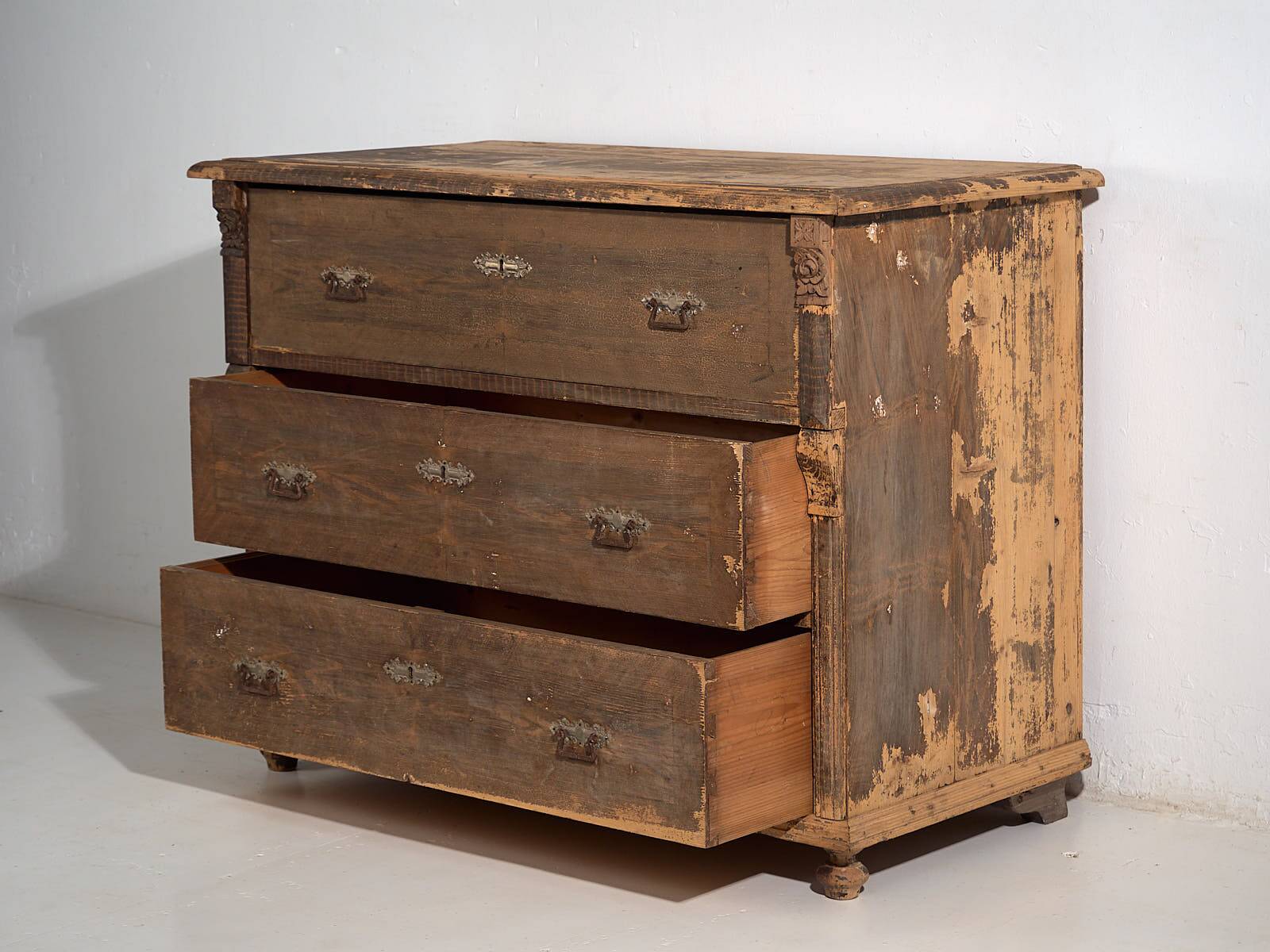 Antique patinated chest of drawers (c.1920) #43