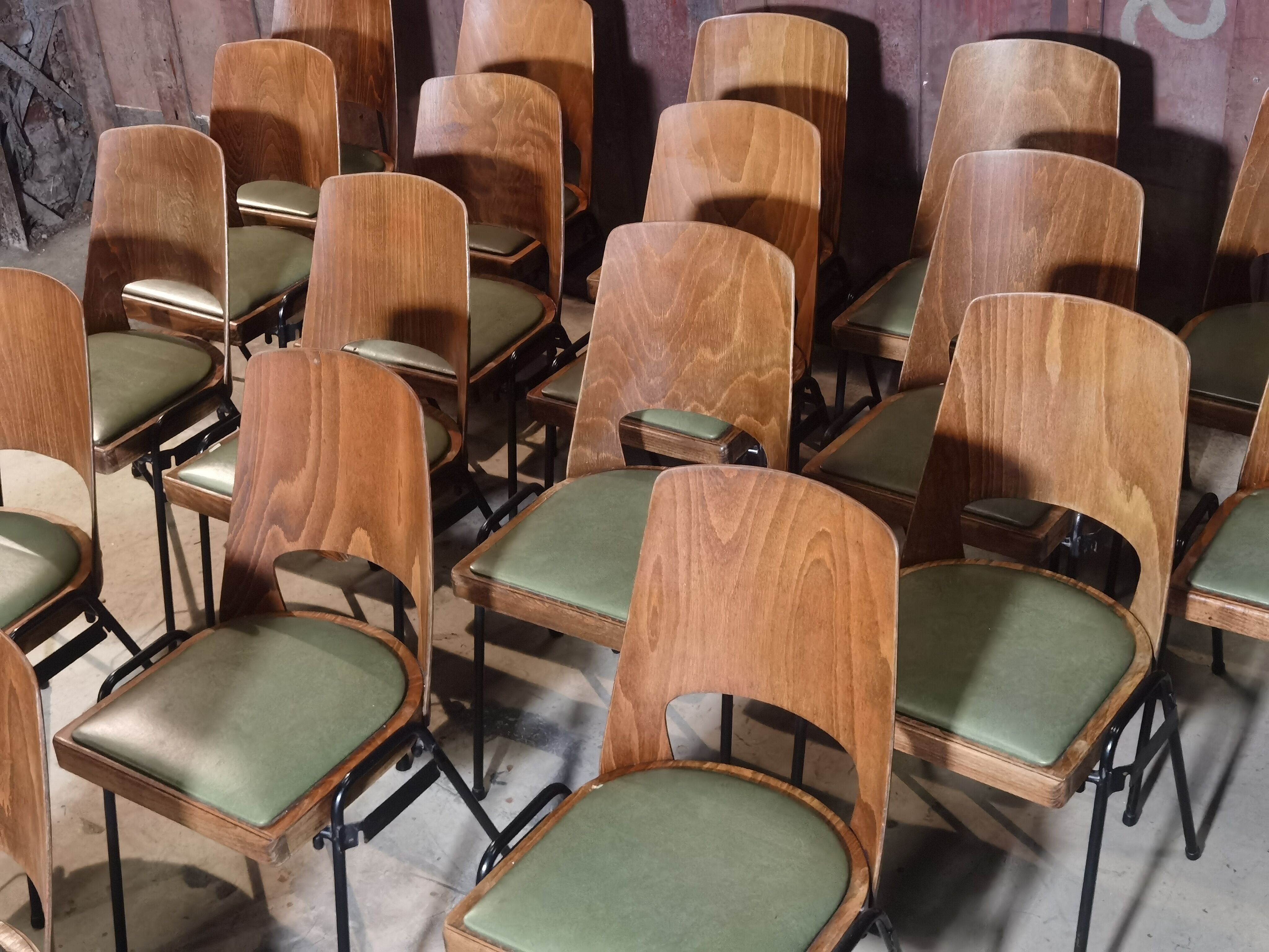 Lot of 19 chairs Baumann Manhattan skai green