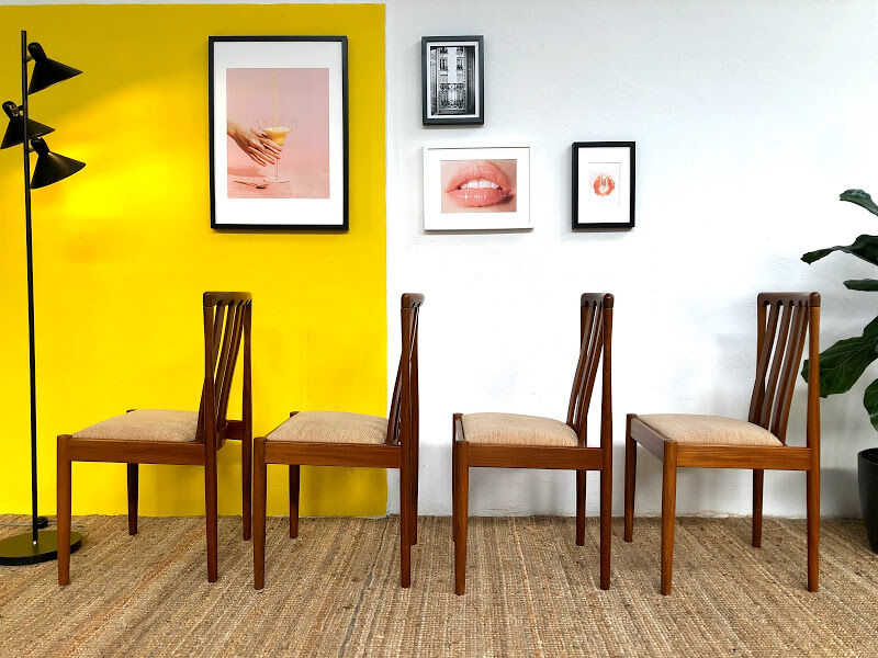 Scandinavian chairs 47 cm