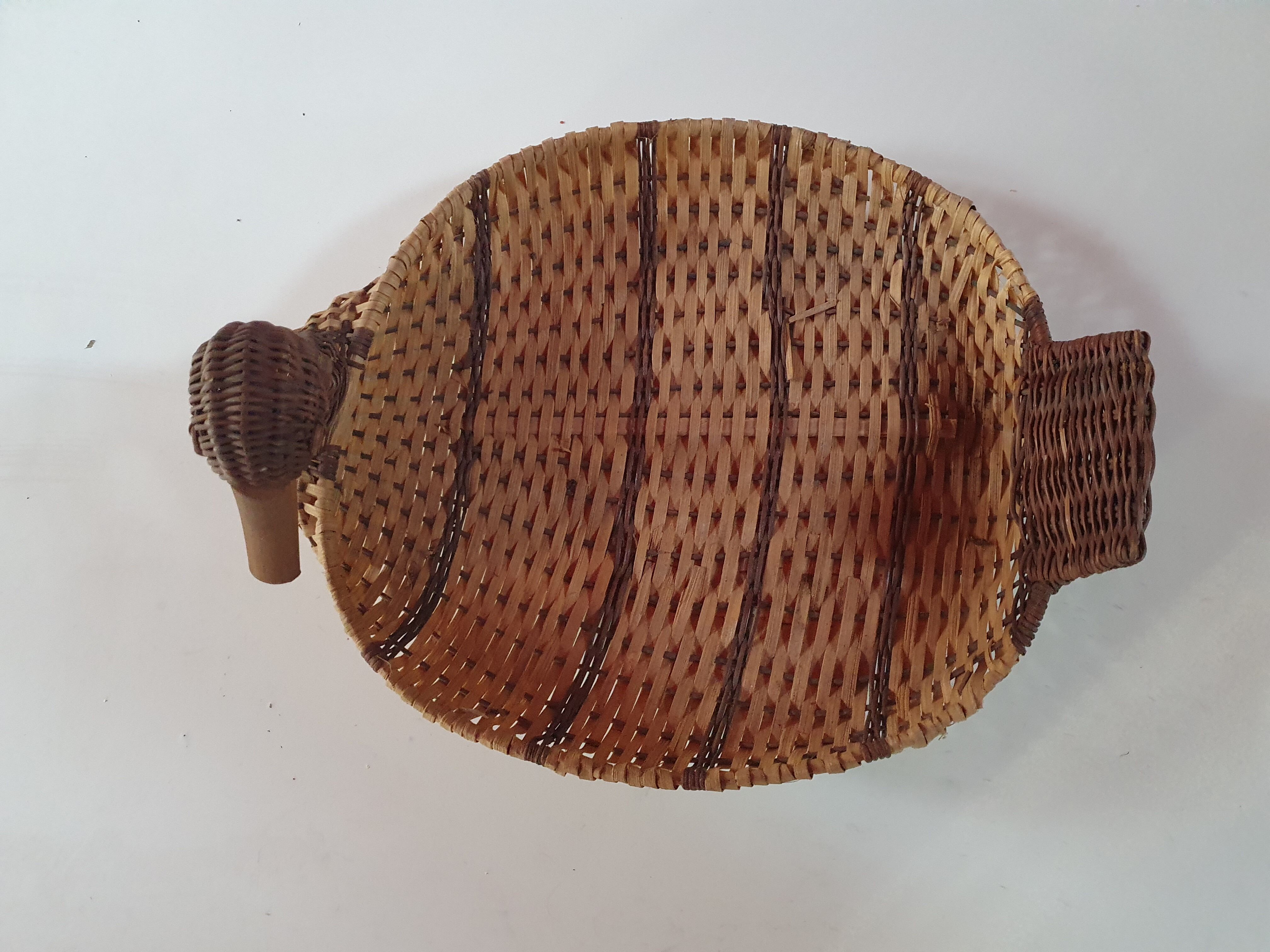 Panière vintage canard en bambou rotin tressé  33cm sur 26cm