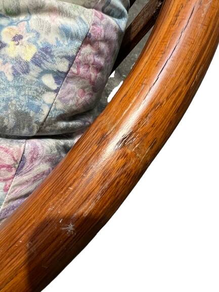 Rotating rattan armchair