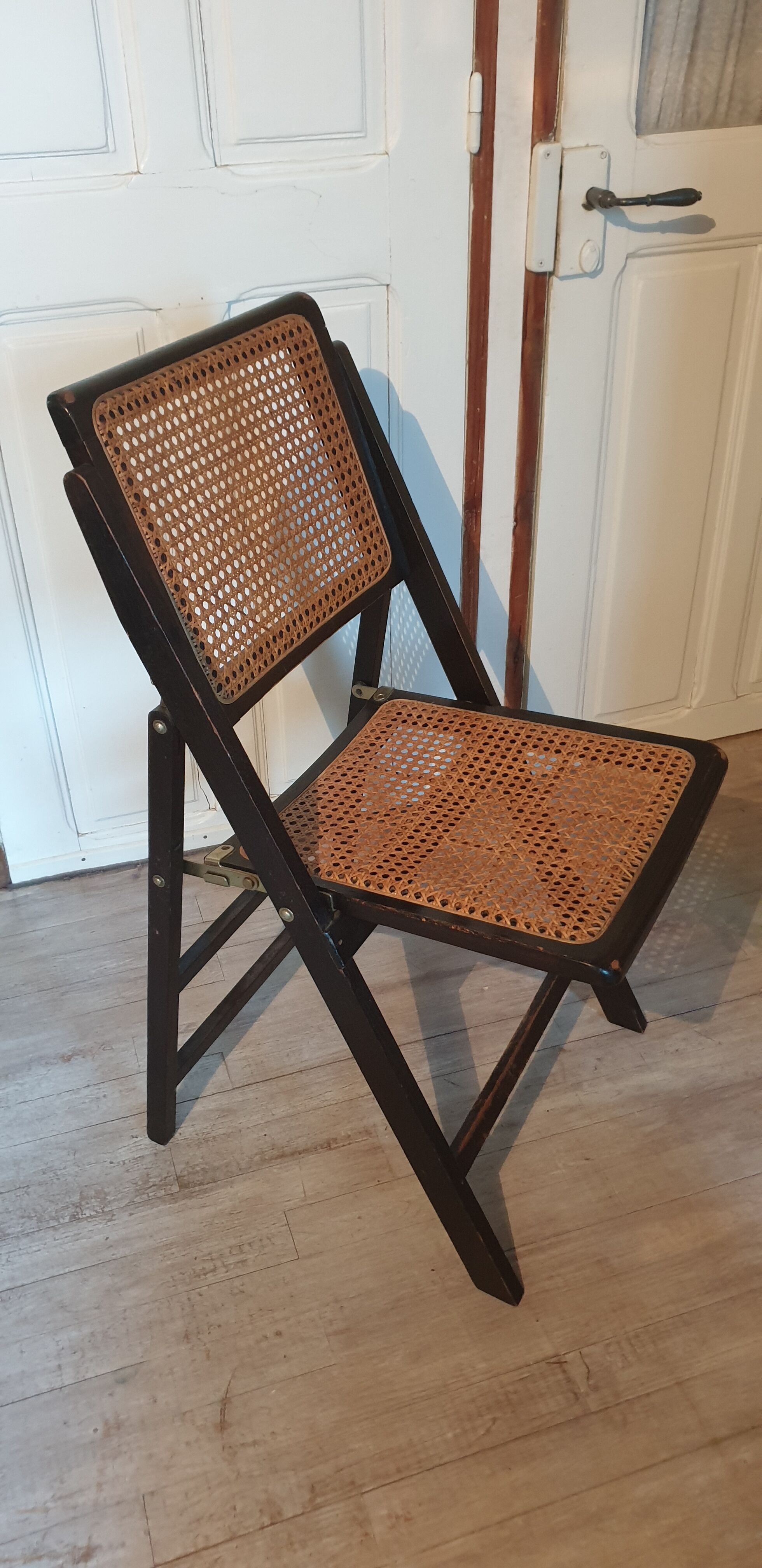 Canning folding chair