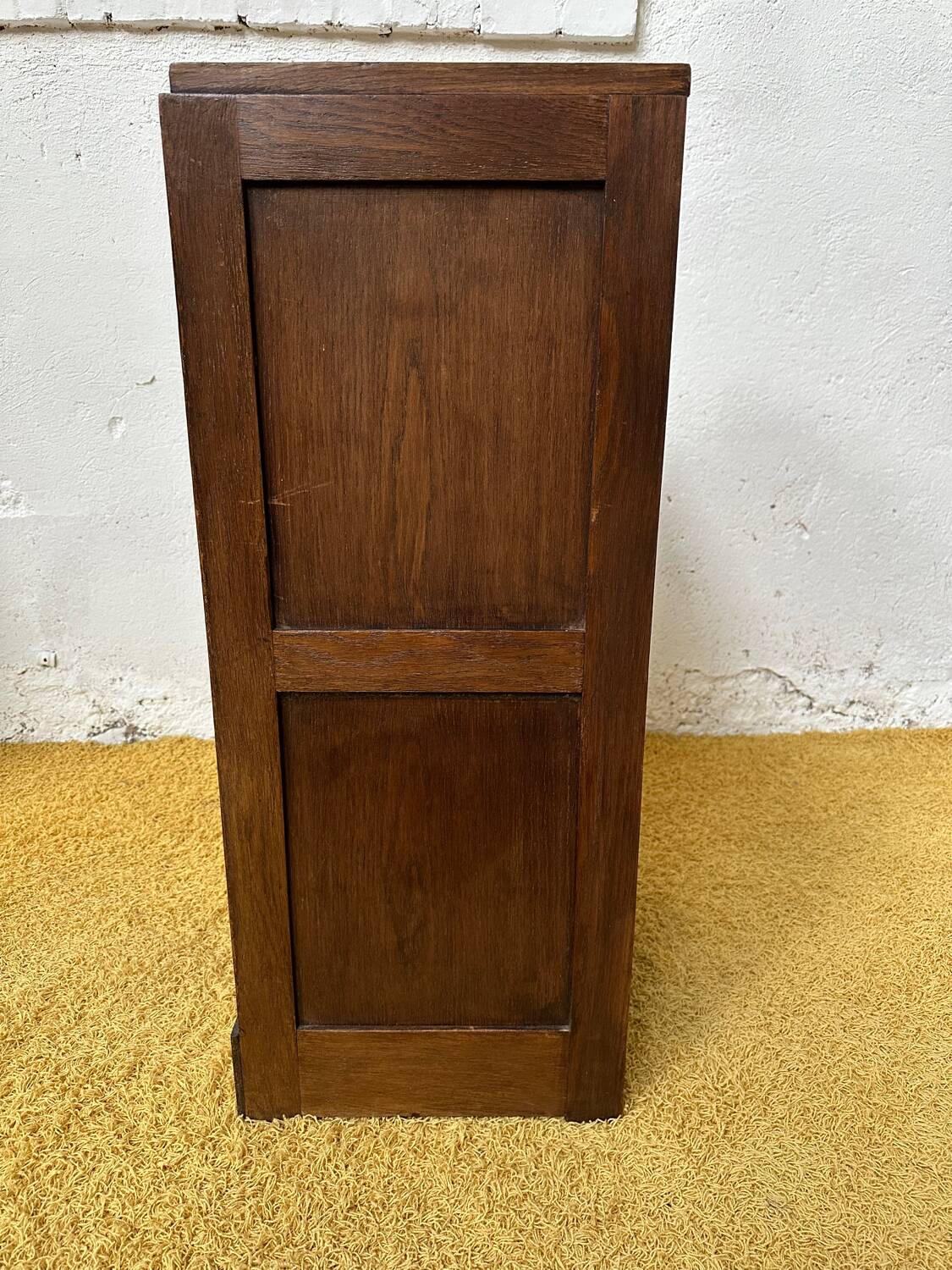 Roll-top filing cabinet