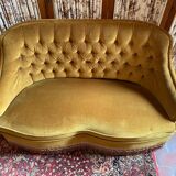 Vintage toad sofa