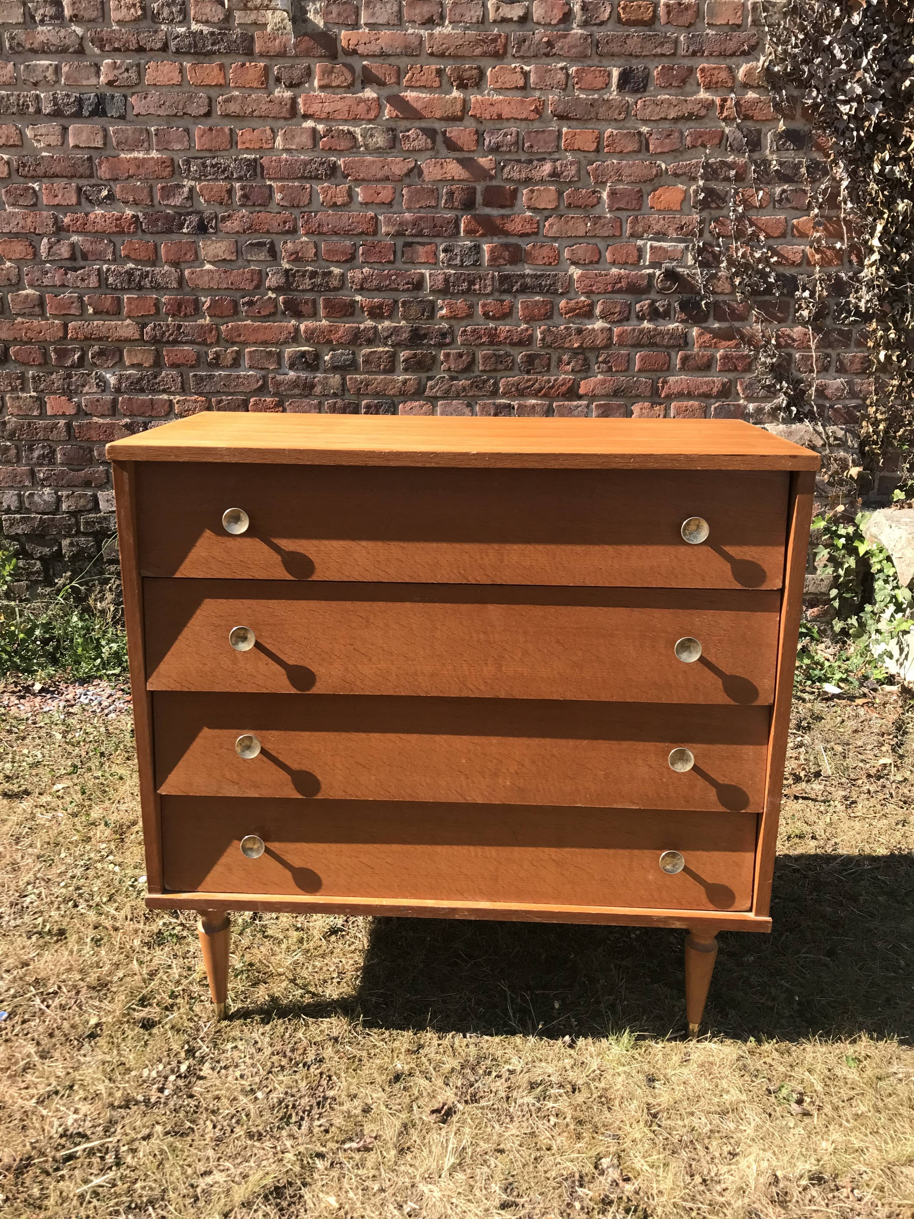 Vintage chest of drawers
