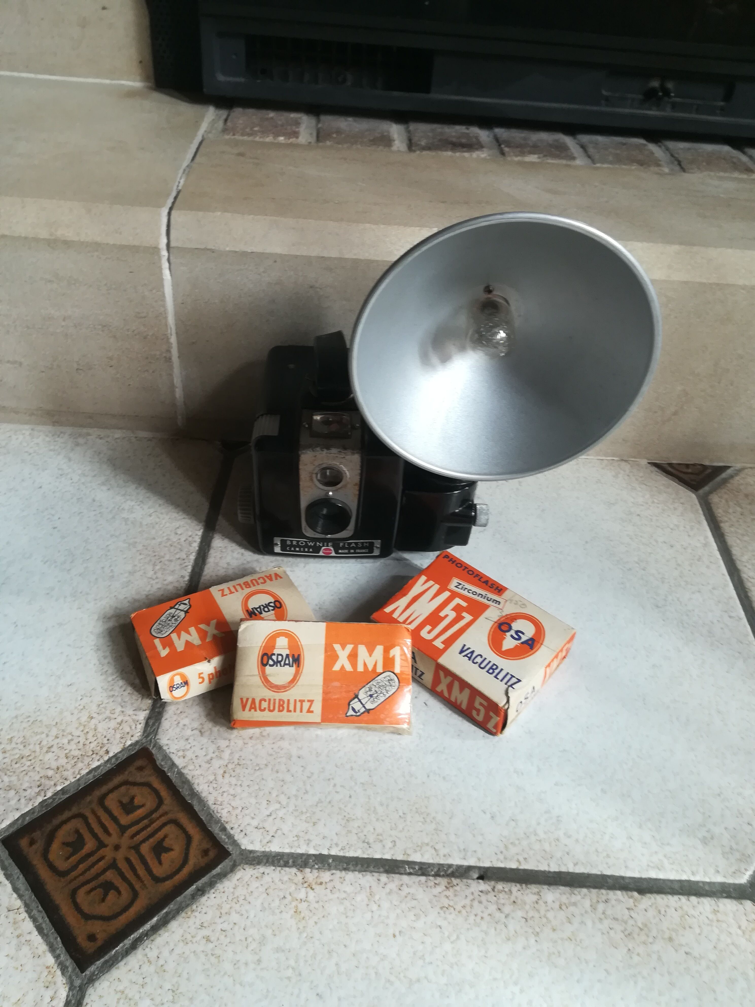 Kodak Brownie Flash with remote Flash