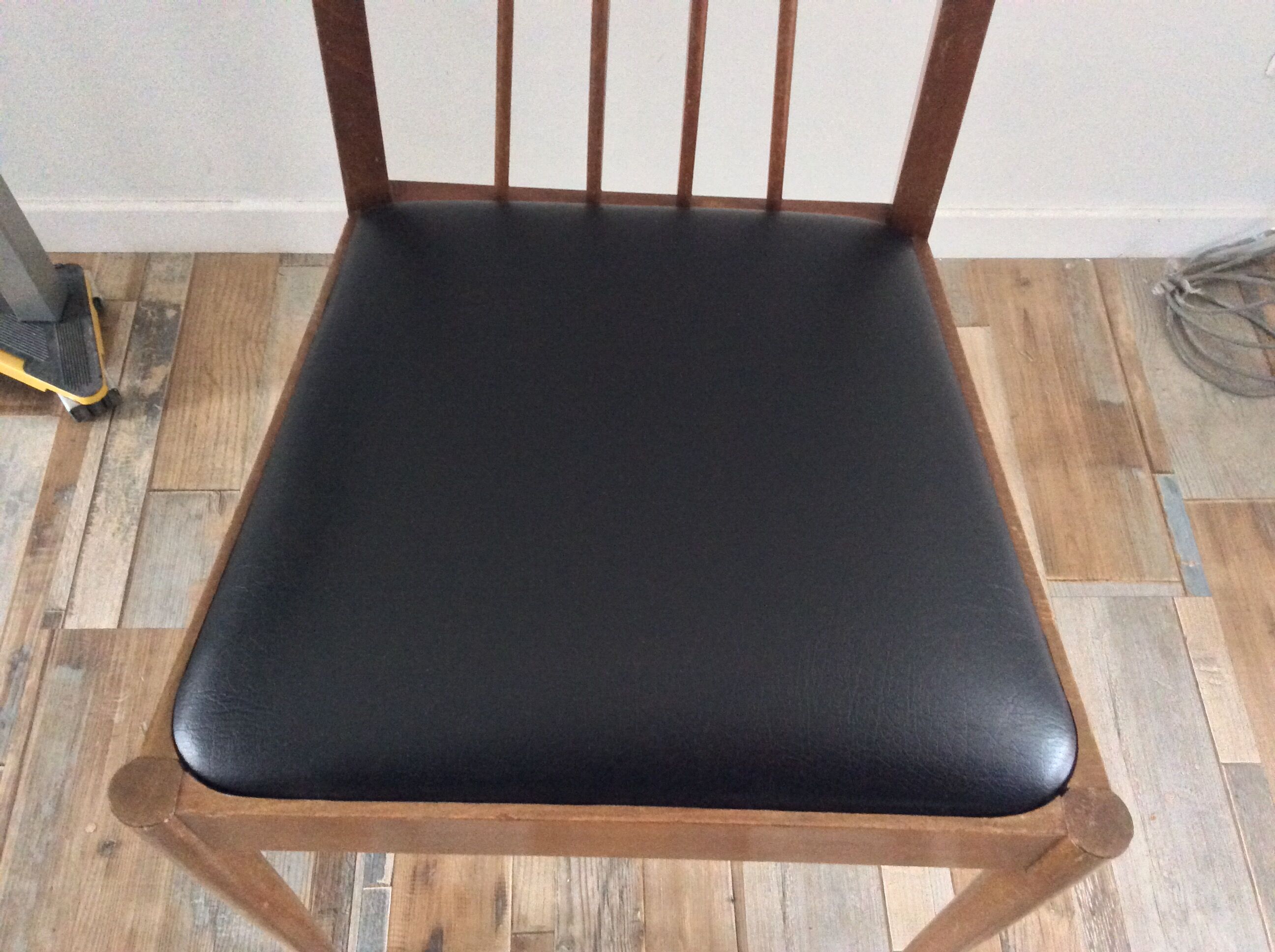 Chaise vintage style scandinave