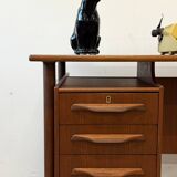 Bureau en teck autoportant, Danemark années 1960/1970, style vintage, design moderne du milieu du XXe siècle