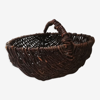 Panier en osier vintage