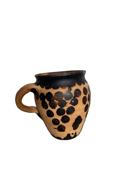 Lot of 23 decorative items for a B2B project