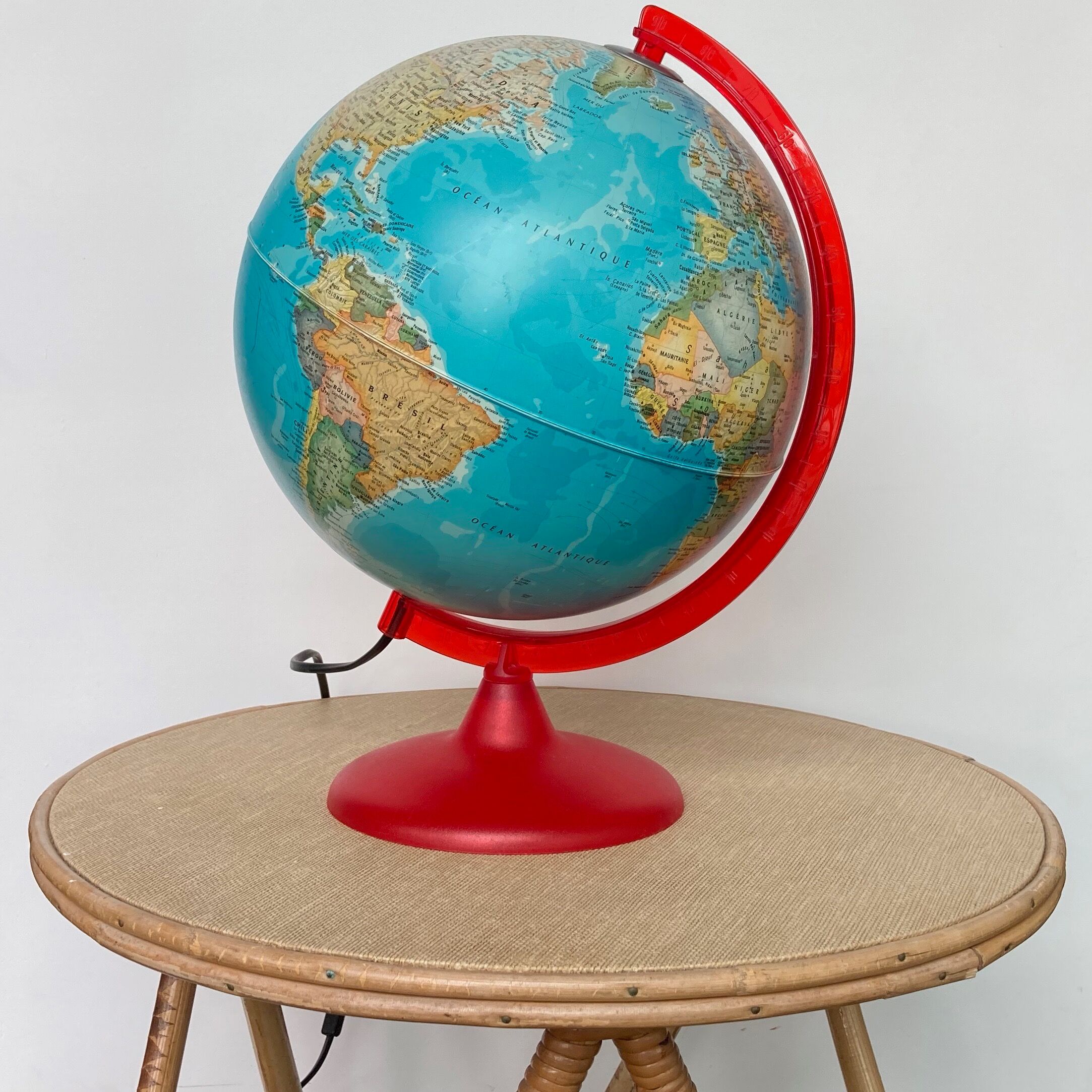 Luminous globe world map