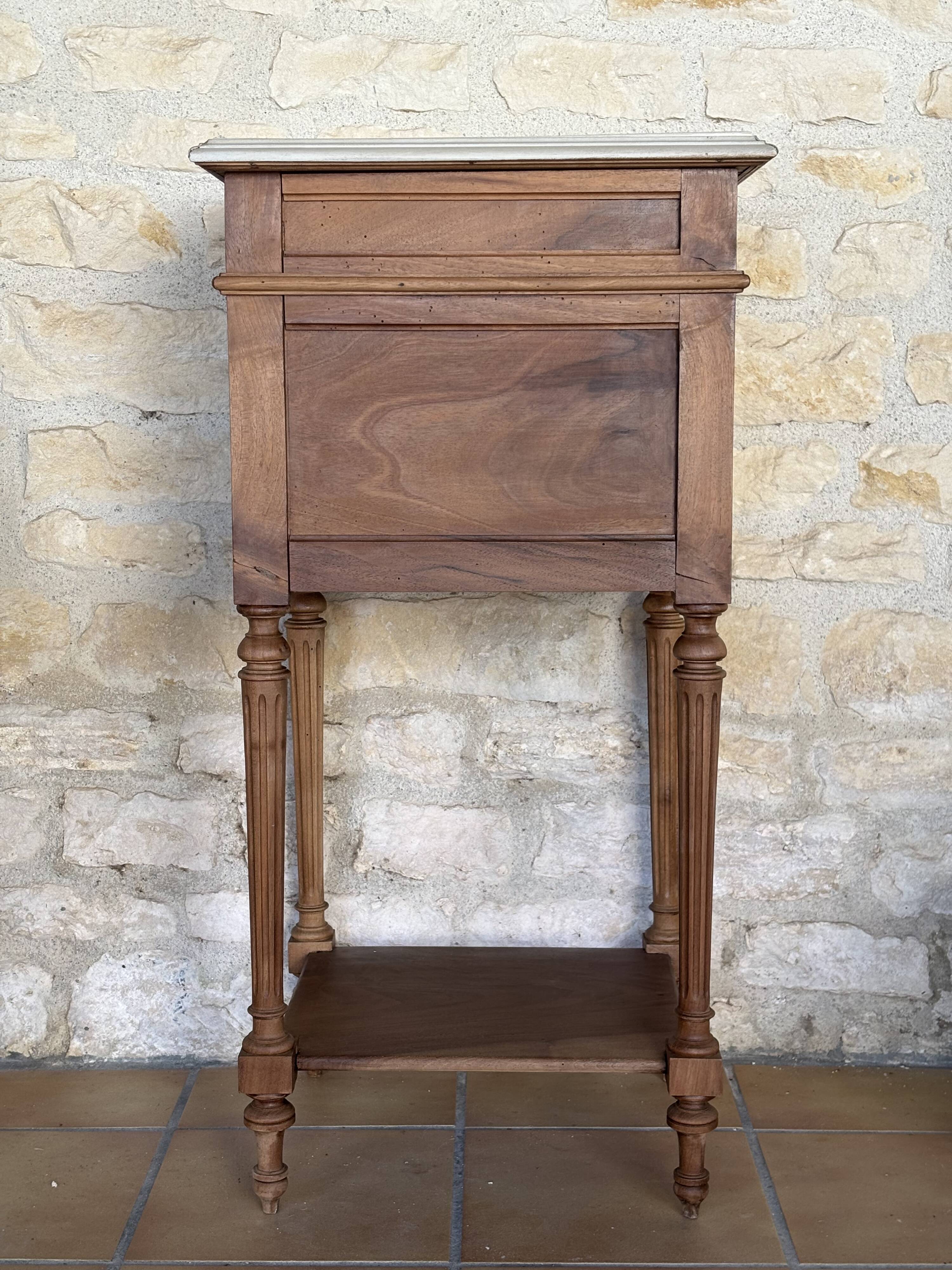 Chevet ou petit meuble d'appoint