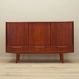 Buffet haut en teck, design danois, années 1970, production : Danemark
